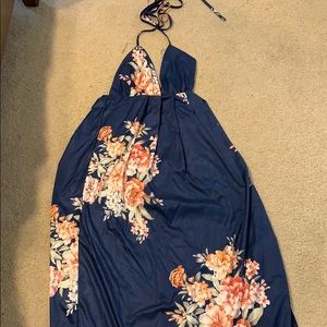 Halter backless maxi dress